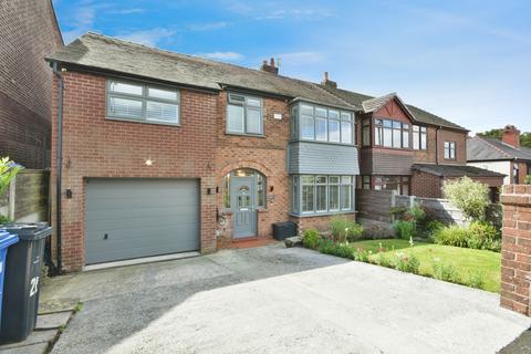 4 bedroom semi-detached house for sale, Slateacre Road, Greater Manchester SK14