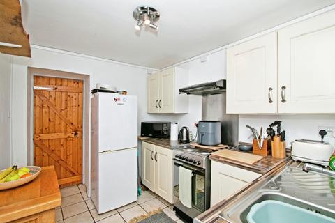 3 Chapel Terrace, Illogan Highway, Redruth, TR15 3LJ
