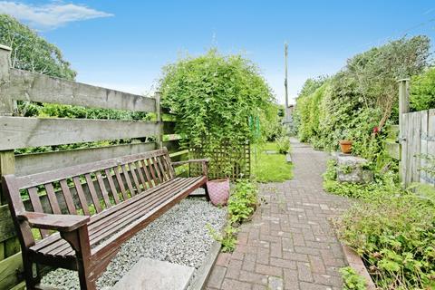 3 Chapel Terrace, Illogan Highway, Redruth, TR15 3LJ