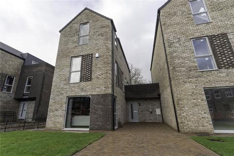 4 bedroom semi-detached house for sale, East Moor Lane, Leeds LS16