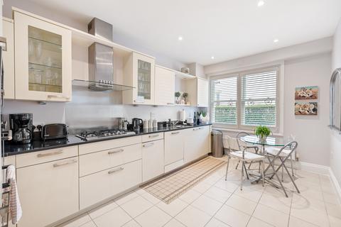 2 bedroom apartment for sale, Wray Park Road, Reigate RH2