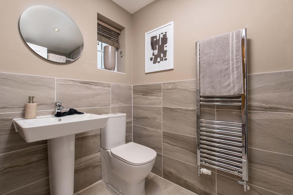 Internal view of a modern en suite