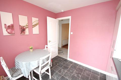 2 bedroom flat to rent, Erroll Street, City Centre, Aberdeen, AB24