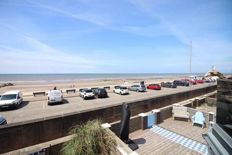 2 bedroom terraced house for sale, Rossall Promenade, Thornton-Cleveleys, Lancashire, FY5