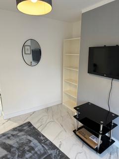 2 bedroom terraced house to rent, Hill Street, Raunds NN9