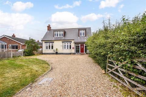 3 bedroom detached bungalow for sale, Monxton Road, Red Post Bridge, Andover