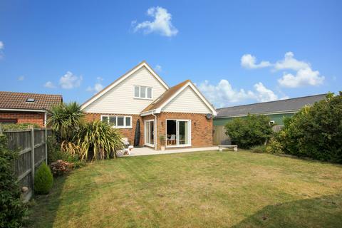 4 bedroom detached house for sale, Hardy Road, New Romney TN28