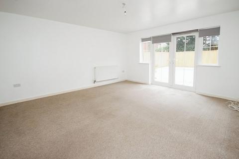 3 bedroom end of terrace house for sale, Blandford Close, Poole, BH15