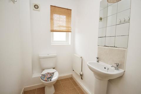 3 bedroom end of terrace house for sale, Blandford Close, Poole, BH15