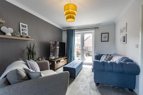 16 Southdown Close, Doe Lea, Chesterfield, S44 5NW