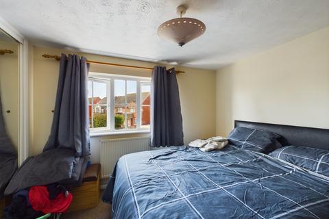 2 bedroom terraced house for sale, Shelduck Road, Quedgeley, Gloucester, GL2