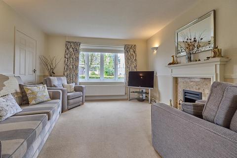 4 bedroom detached house for sale, Rosewood Close, Burbage