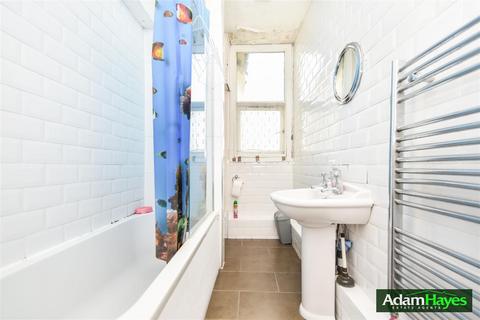 2 bedroom apartment for sale, Grange Avenue, London N12