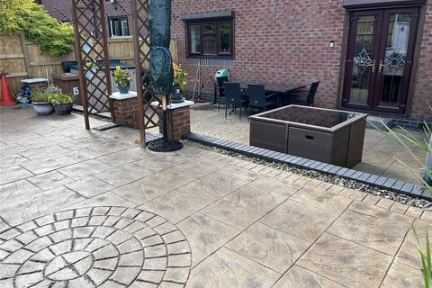 15 Dane Bank, Middleton, Manchester, M24 2RL