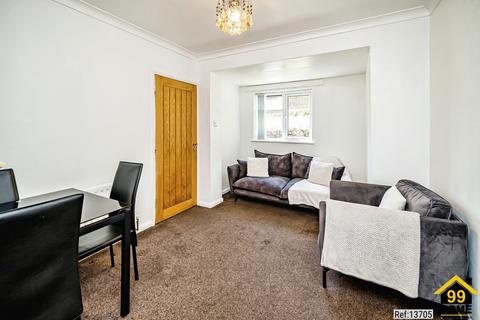 7 Burnham Close, High Wycombe, HP12 3UX