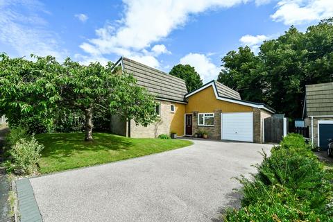 3 bedroom bungalow for sale, Dover Close, Alresford, SO24