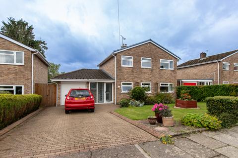 4 bedroom detached house for sale, Parc Castell-y-Mynach, Creigiau CF15