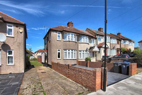 3 bedroom end of terrace house for sale, Cedar Grove, Southall UB1