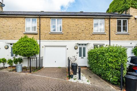 3 bedroom house to rent, Old Dairy Mews London SW12