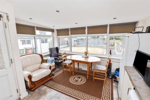 8 Albury Avenue, Bexleyheath, DA7 4SJ