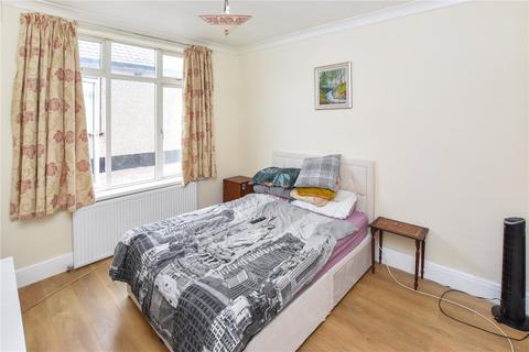 8 Albury Avenue, Bexleyheath, DA7 4SJ