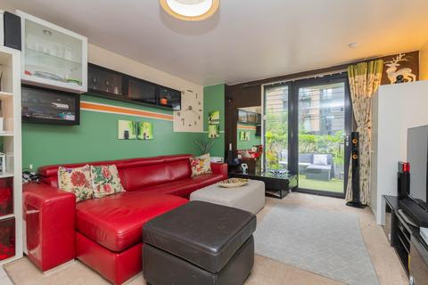 2 bedroom flat for sale, Meadowside Quay Walk, Glasgow, G11