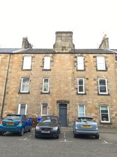 3 bedroom flat to rent, Bruce Street, Stirling Town, Stirling, FK8