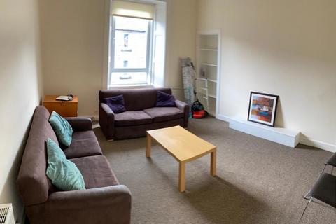 3 bedroom flat to rent, Bruce Street, Stirling Town, Stirling, FK8