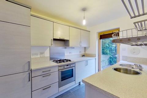 3 bedroom house to rent, Lochburn Gate, Glasgow, G20