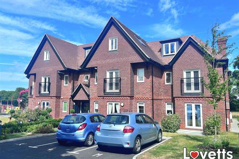 2 bedroom flat for sale, Hundreds House, Linksfield Road, Westgate-On-Sea