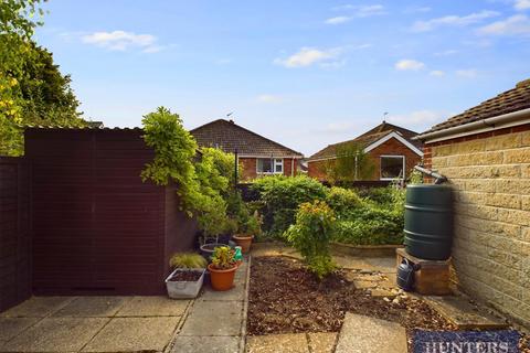 2 bedroom semi-detached bungalow for sale, Washburn Close, Filey, YO14 0DL