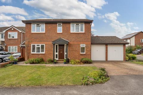 4 bedroom detached house for sale, Hollybrook Gardens, Southampton SO31