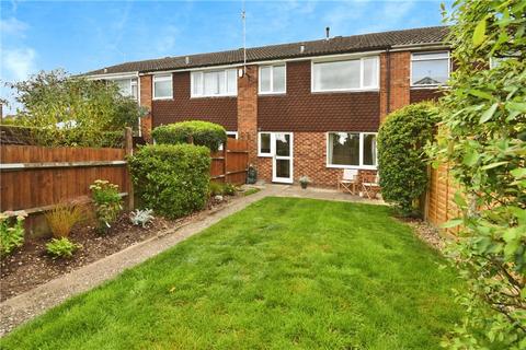 8 Abbotswood Close, Romsey, SO51 7TW