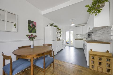 Flat 1, 102 Dawlish Road, London, E10 6QW