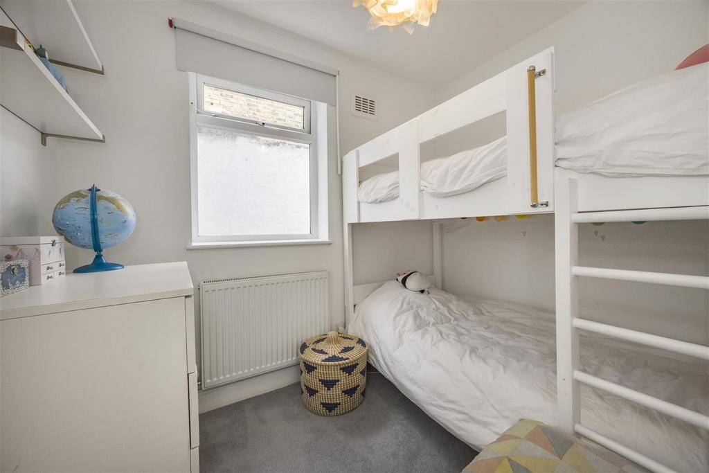 Flat 1, 102, Dawlish Road -003.jpg