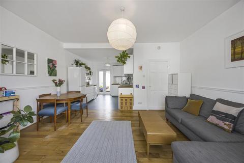 Flat 1, 102 Dawlish Road, London, E10 6QW