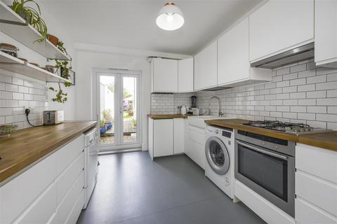 Flat 1, 102 Dawlish Road, London, E10 6QW