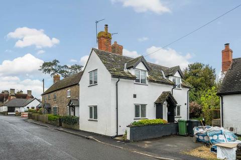 2 bedroom cottage for sale, Church Road, Eardisley, Hereford, Herefordshire, HR3 6NJ