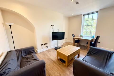 3 bedroom flat to rent, Oxford Street, Nottingham, Nottinghamshire, NG1 5BH