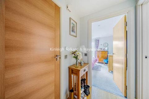 1 bedroom flat for sale, Holden Avenue, North Finchley