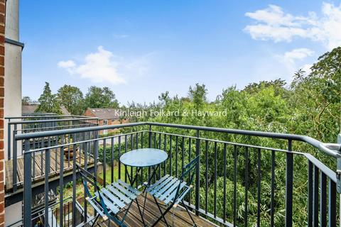 1 bedroom flat for sale, Holden Avenue, North Finchley