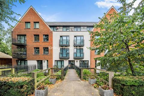 1 bedroom flat for sale, Holden Avenue, North Finchley