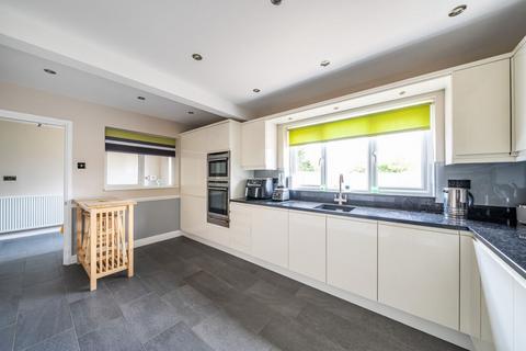 4 bedroom detached house for sale, Dover Crescent, Bedford