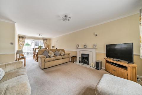 4 bedroom detached house for sale, Dover Crescent, Bedford