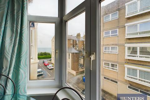 2 bedroom flat for sale, Melville Terrace, Filey