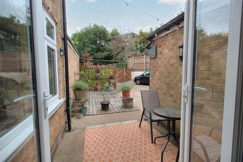 3 bedroom end of terrace house for sale, Welbeck Gardens, Woodthorpe, Nottingham