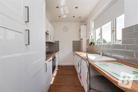 21a Tudor Drive, Romford, RM2 5LJ