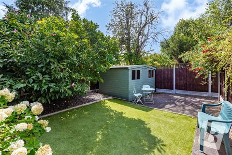 21a Tudor Drive, Romford, RM2 5LJ