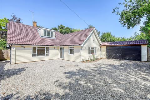 5 bedroom detached house for sale, Deal Tree Close, Hook End, Brentwood