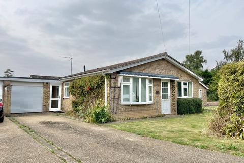 3 bedroom detached bungalow for sale, Ravenhill Drive, March